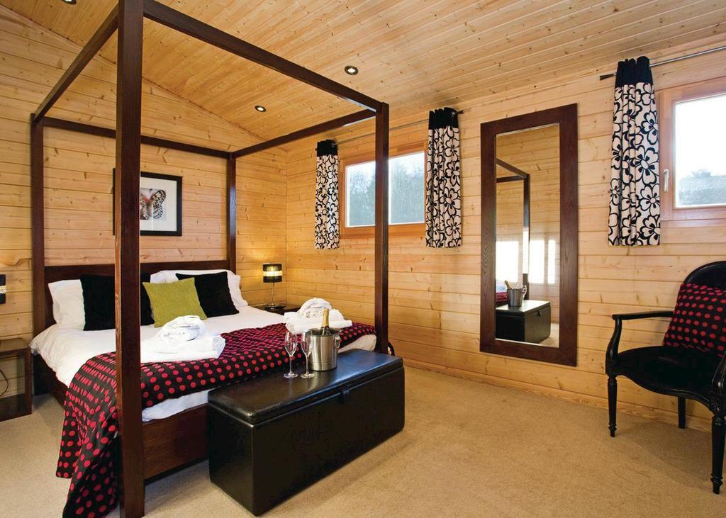Dacre Lakeside Park Otel Brandesburton Dış mekan fotoğraf